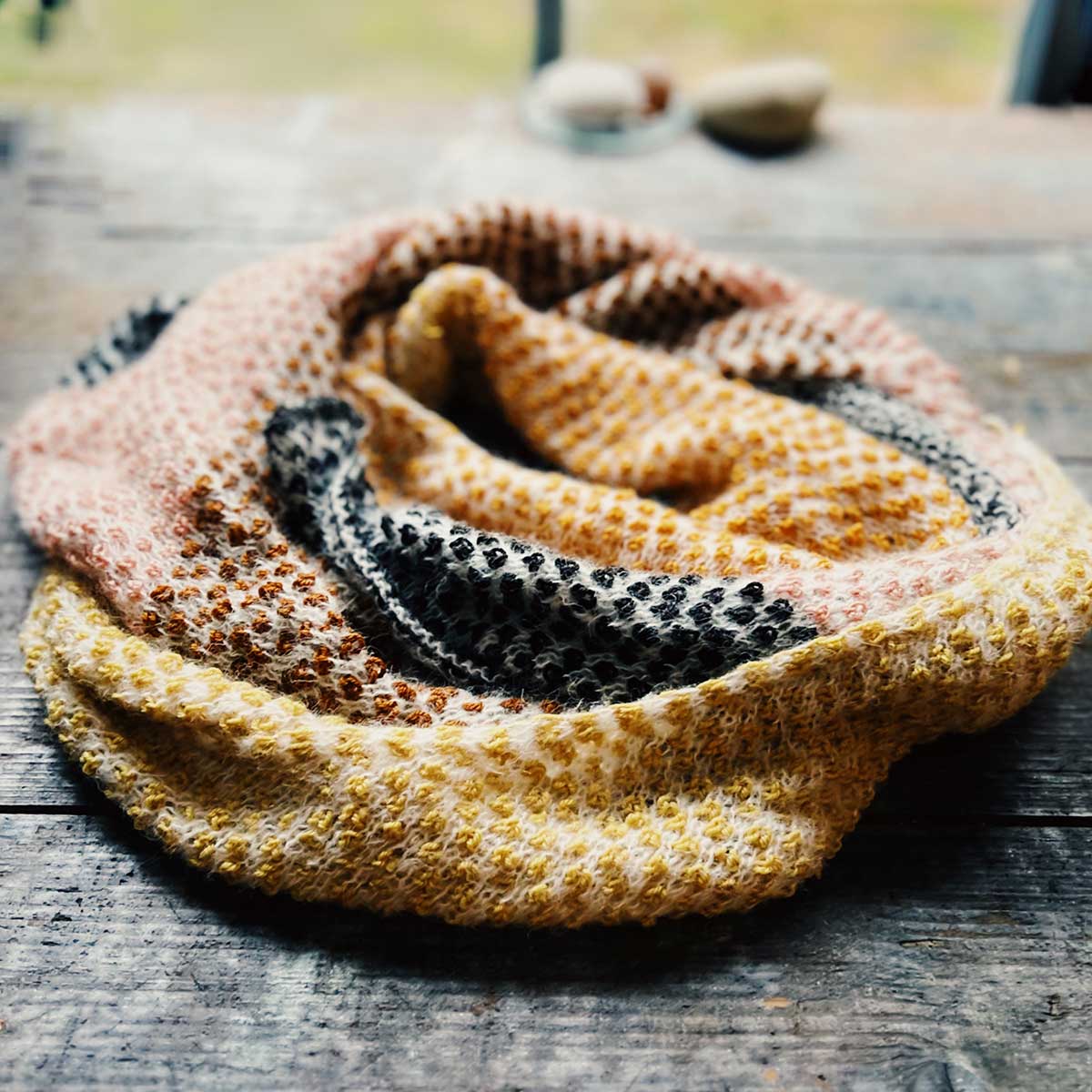 Strickset Zuckerwatte Tuch – Bild 5