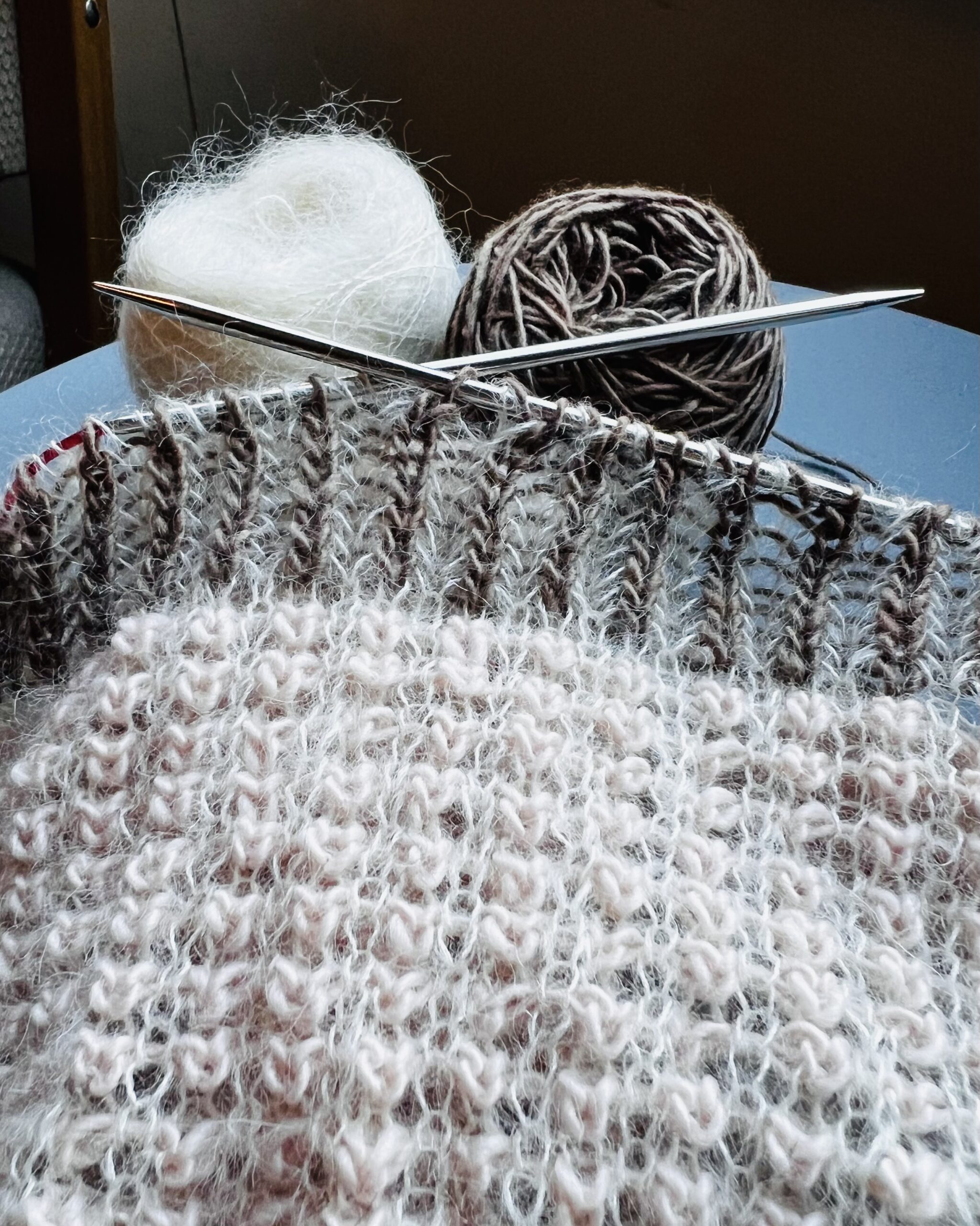 Strickset Zuckerwatte-Loop – Bild 2