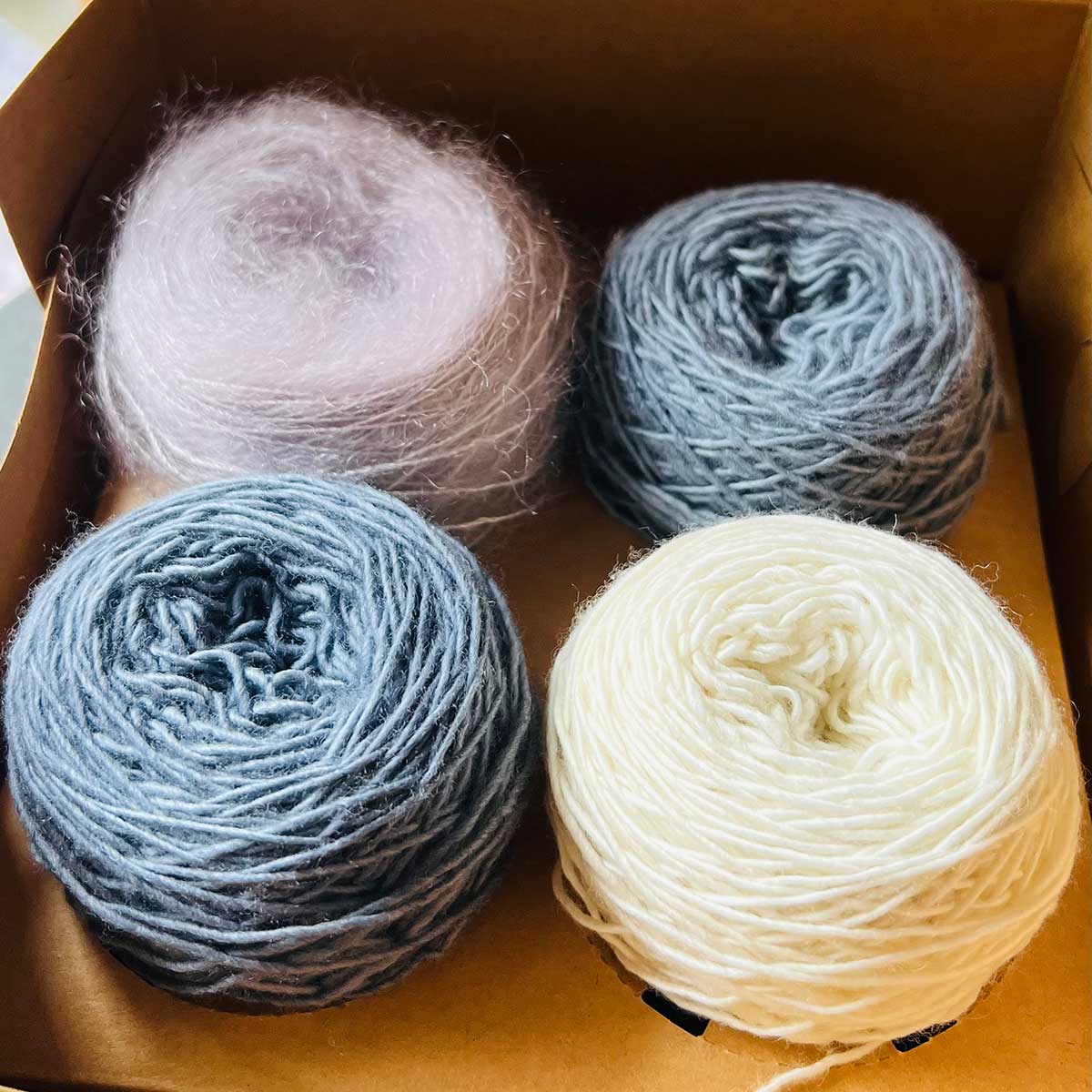 Strickset Zuckerwatte-Loop